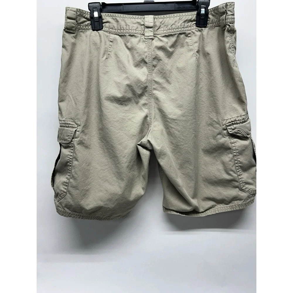 The North Face Men's 34 Tan Cotton Cargo Shorts (G5)